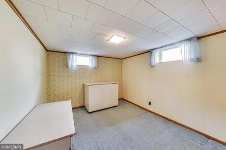 Building Photo - 3800 Commodore Dr