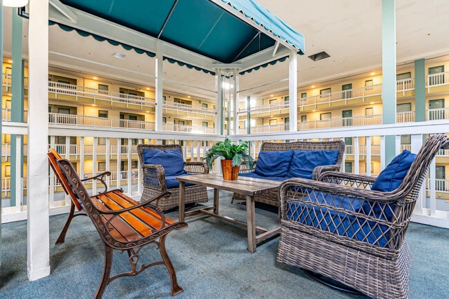 Building Photo - 662 William Hilton Pkwy