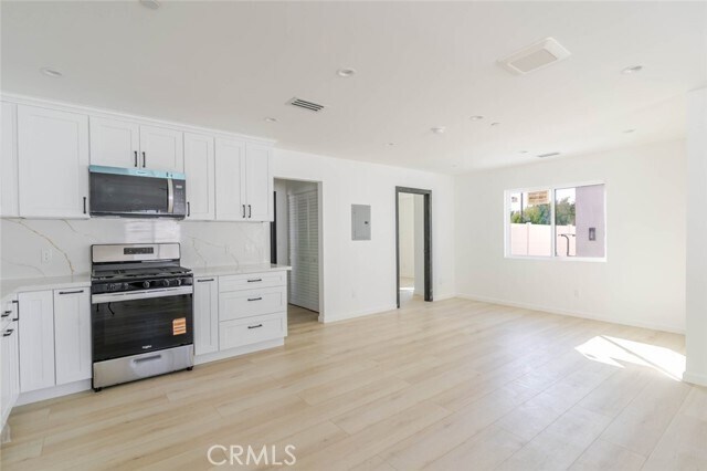 Building Photo - 9813 Foothill Blvd