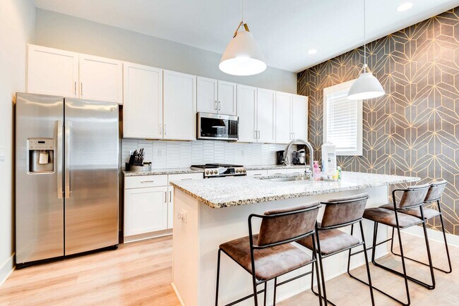 Building Photo - 1112 Harmony Way