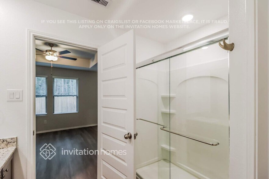 Building Photo - 24715 Linaria Dr