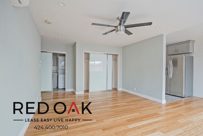 Building Photo - 1023 Hayworth Ave