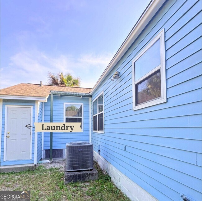 Building Photo - 600 Margaret St