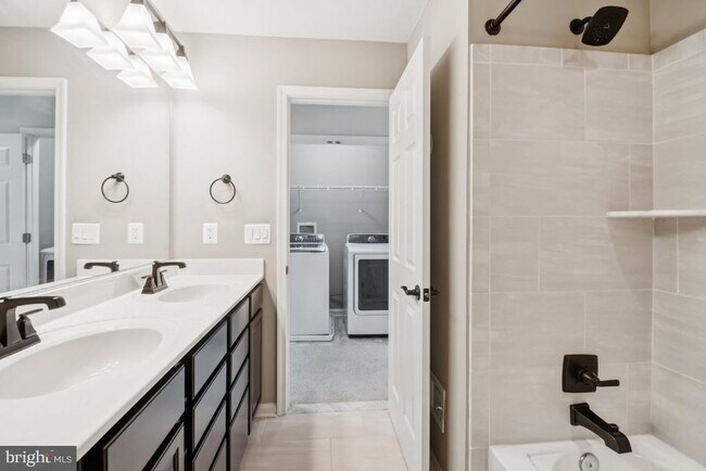 Building Photo - 1118 Bayberry Lane