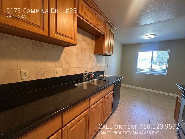 Building Photo - 9175 Campina Dr