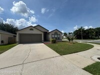 Building Photo - 8517 Ivanhoe Dr