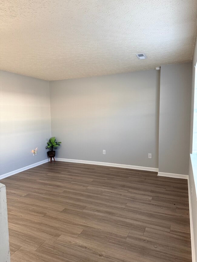 Building Photo - 24 Duiguid Dr