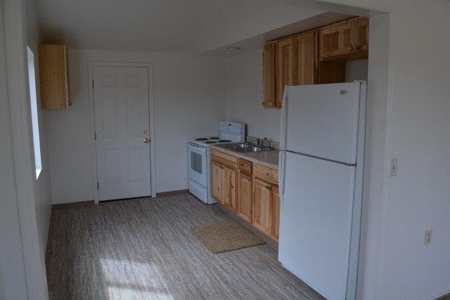 Building Photo - Very Cute Beach Cabin! Between Eureka & Arcata, 2 bedroom home with spacious yard