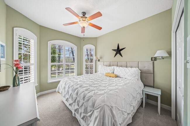 Building Photo - 7585 Jimmy Buffett Mem Hwy