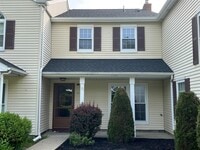 Building Photo - 51 Candlestick Ct