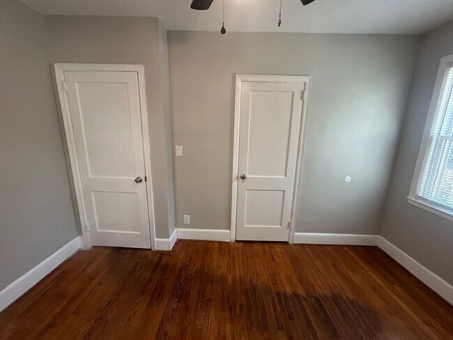 Building Photo - 623 S Beltline Blvd