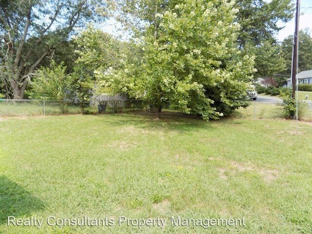 Building Photo - 3 br, 1.5 bath House - 4300 Holland Road