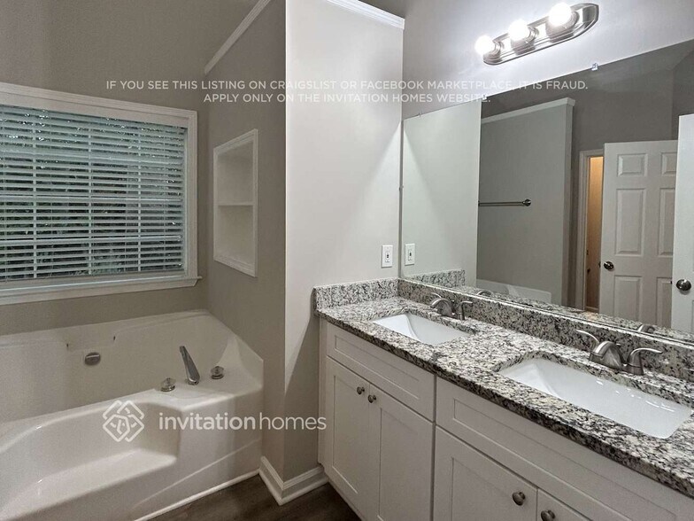 Building Photo - 83 Mercy Way