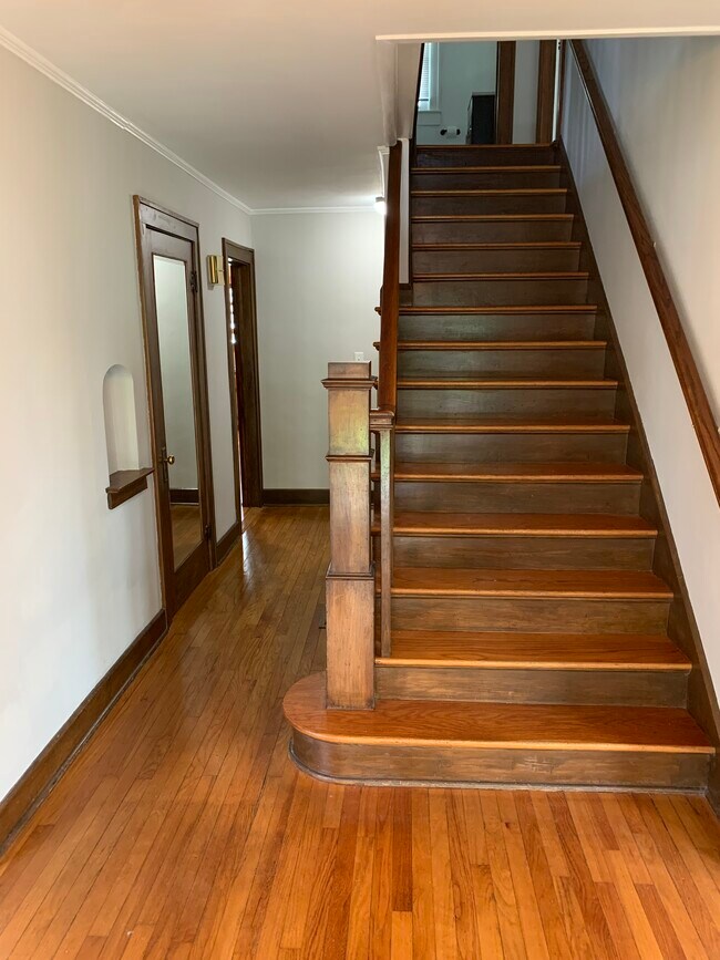 Building Photo - 4734 Hinesley Ave