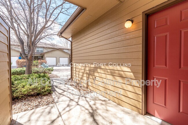 Building Photo - 4521 Starflower Dr