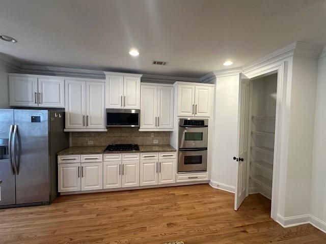 Building Photo - 7540 Jamestown Dr