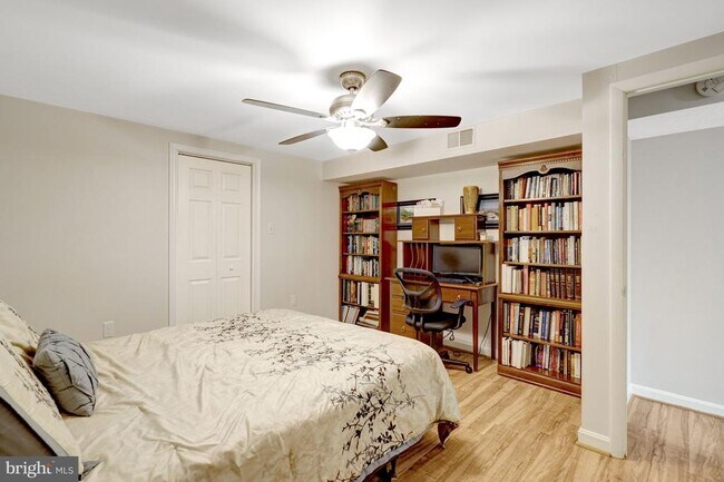 Building Photo - 7729 Silver Sage Ct