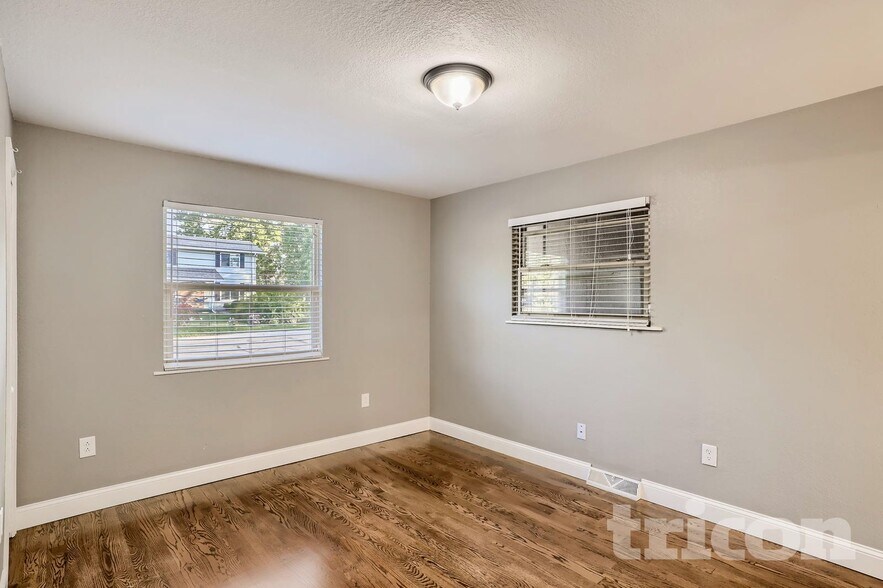 Building Photo - 895 S Garrison St