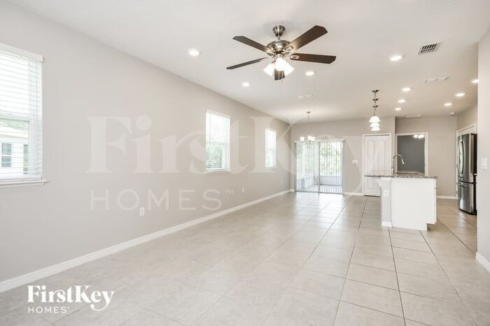 Building Photo - 2212 Red Rock Ct