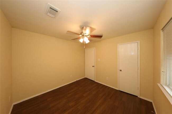 Building Photo - 14430 Hamilton Grove Ln