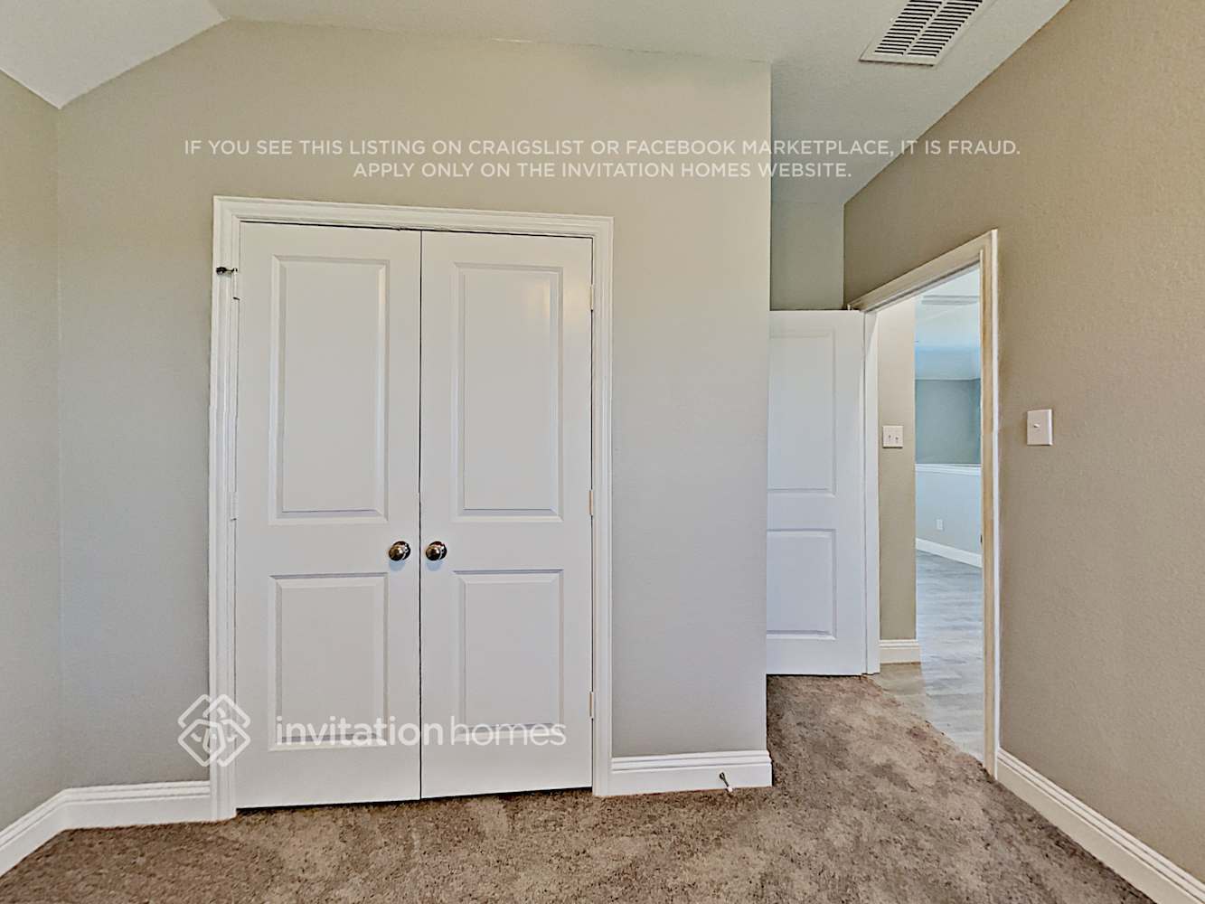 Building Photo - 1638 Luckenbach Dr