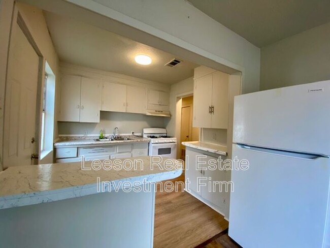 Building Photo - 501 Wyche St
