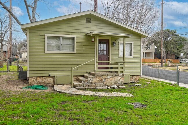 Building Photo - 916 Jewell St