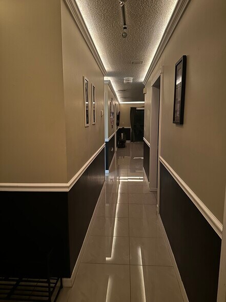 Building Photo - 5807 N Atlantic Ave