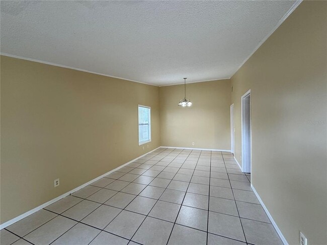 Building Photo - 359 Chaucer Ct