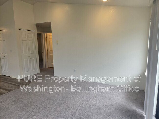 Building Photo - 1720 Texas St