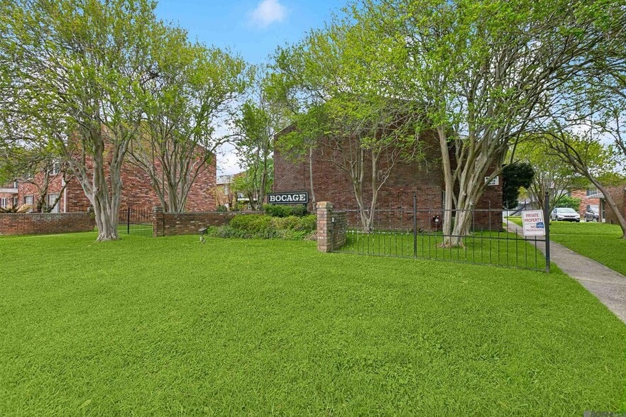 Building Photo - 1701 Lobdell Ave