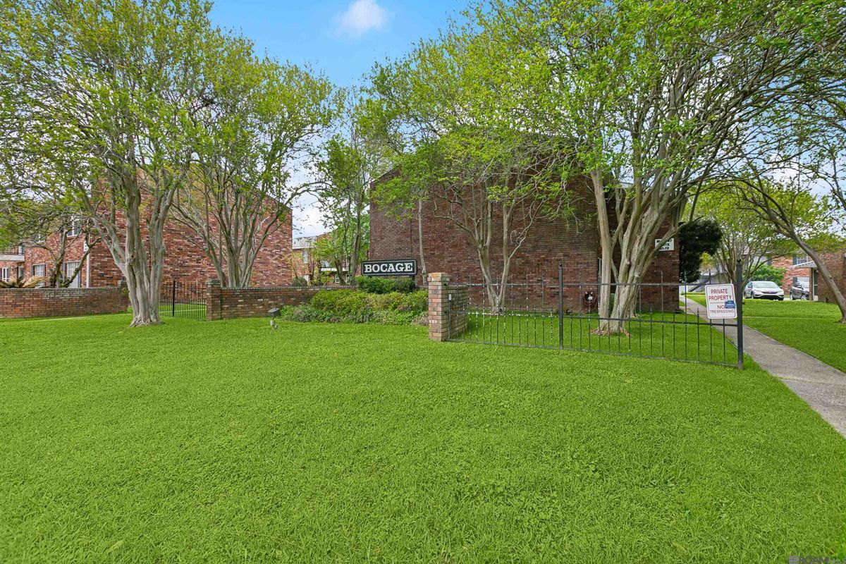 Building Photo - 1701 Lobdell Ave