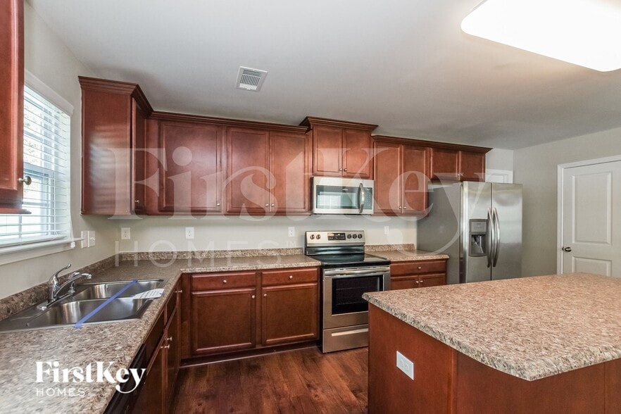 Building Photo - 7515 Niccoline Ln