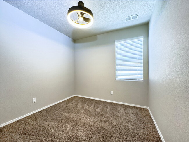 Building Photo - Only 4 years new!