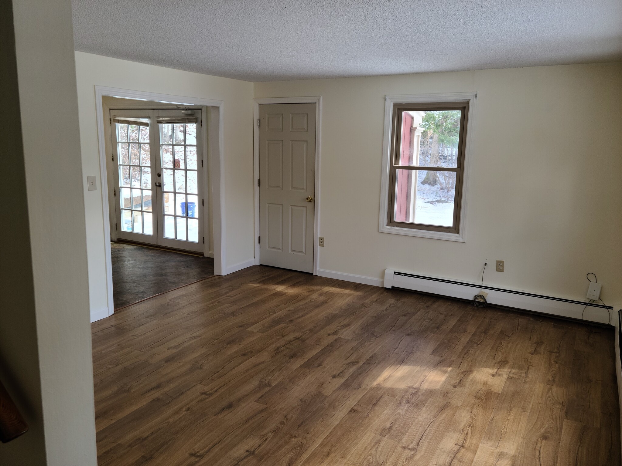 Building Photo - 80 Desert Rd