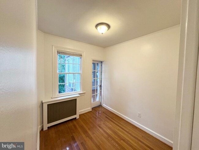 Building Photo - 4417 Volta Pl NW