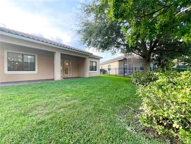 Building Photo - 8213 Prestbury Dr