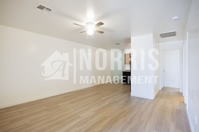 Building Photo - Perfect Duplex in Arizona City