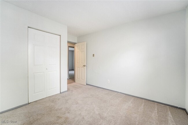 Building Photo - 1492 Ansonia Ave