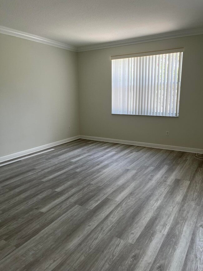 Building Photo - 2064 Reston Cir
