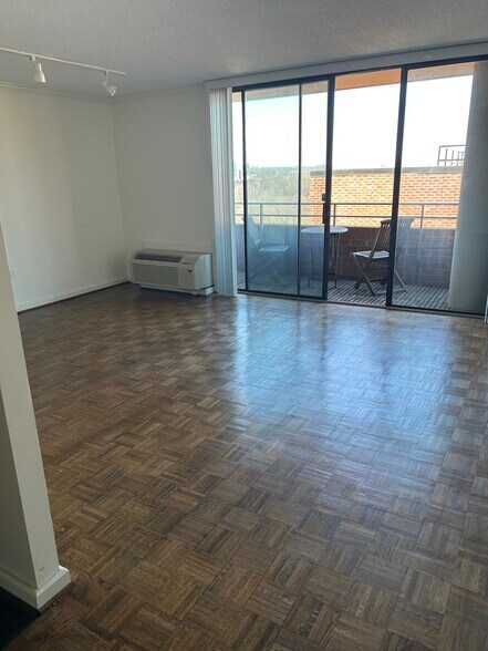 Building Photo - 2141 P St NW