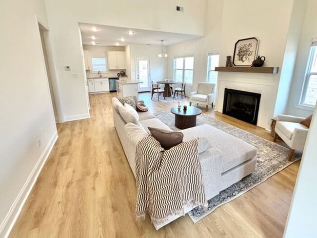 Building Photo - Now Leasing a Brand New 4-bedroom 2.5 bath + an office home in Olive Branch- Five Minutes from Me...