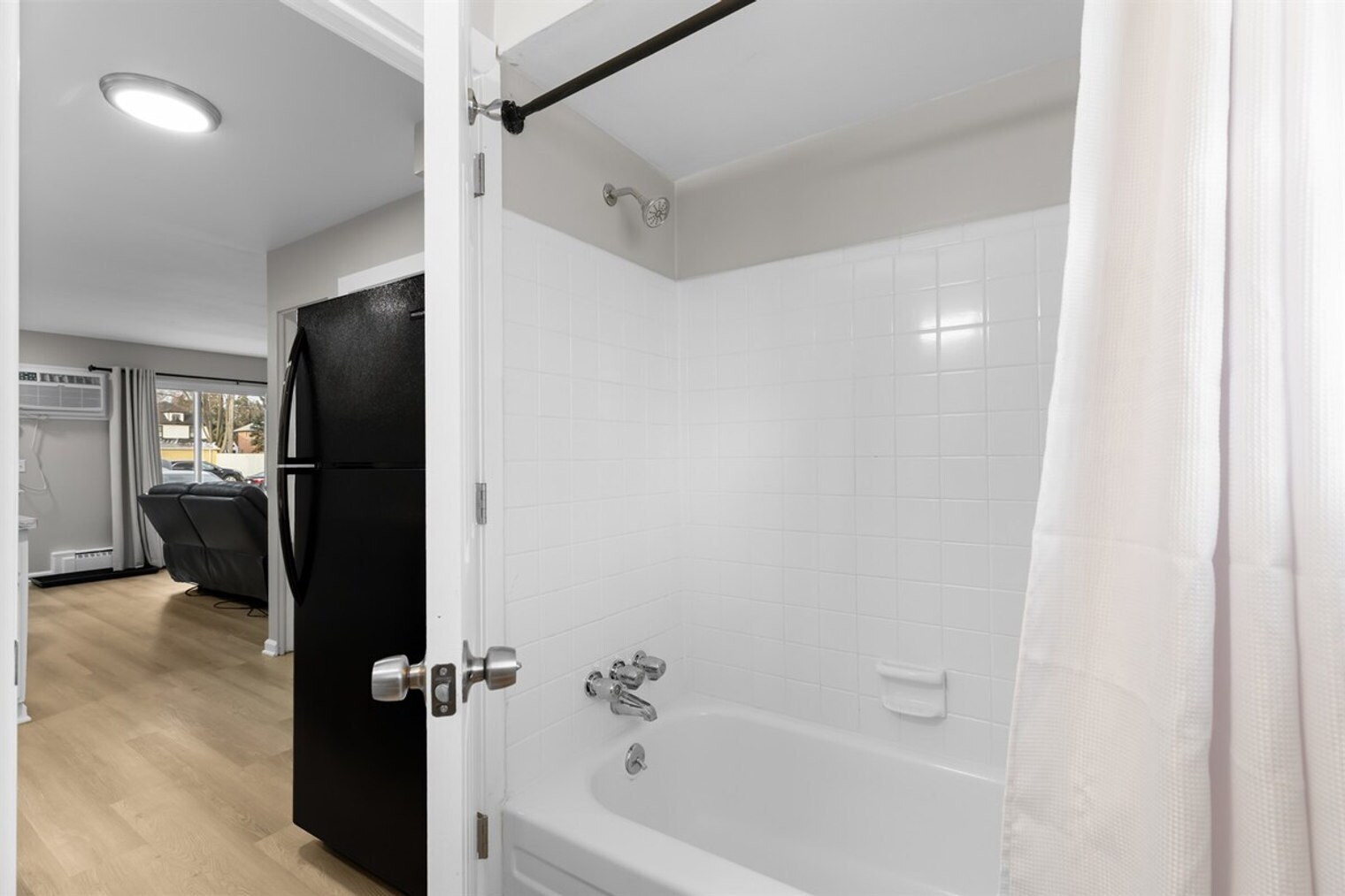 Building Photo - 55 Hollywood Ct