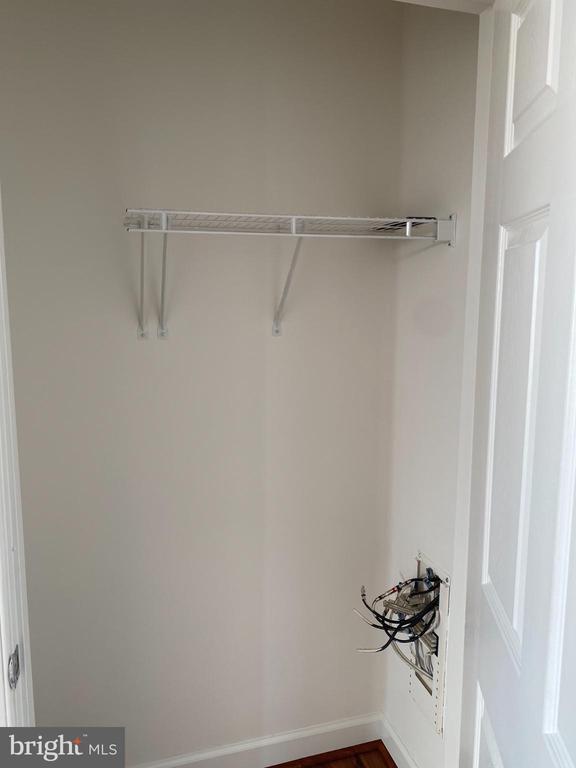 Building Photo - 820 Belmont Bay Dr