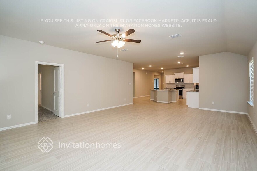 Building Photo - 433 Blanco Dr