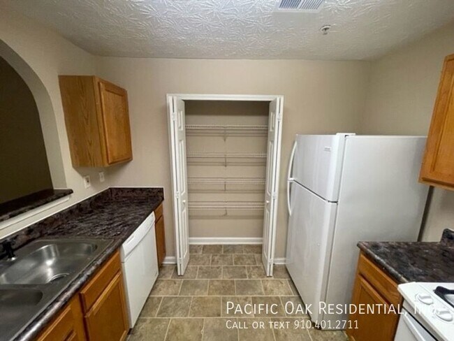 Building Photo - BELOW MARKET RENT!