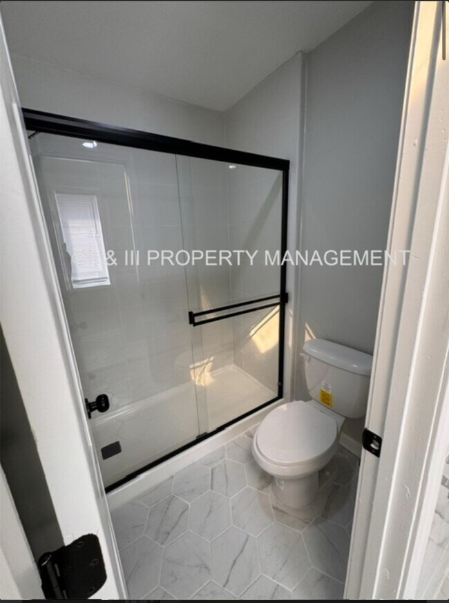 Building Photo - 14533 W 86th Terrace