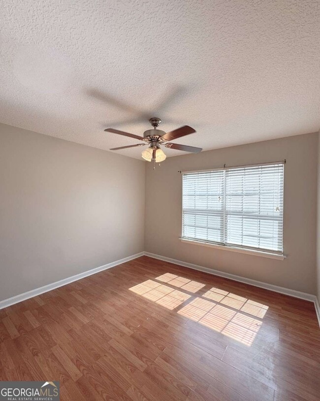 Building Photo - 104 Sugar Maple Way