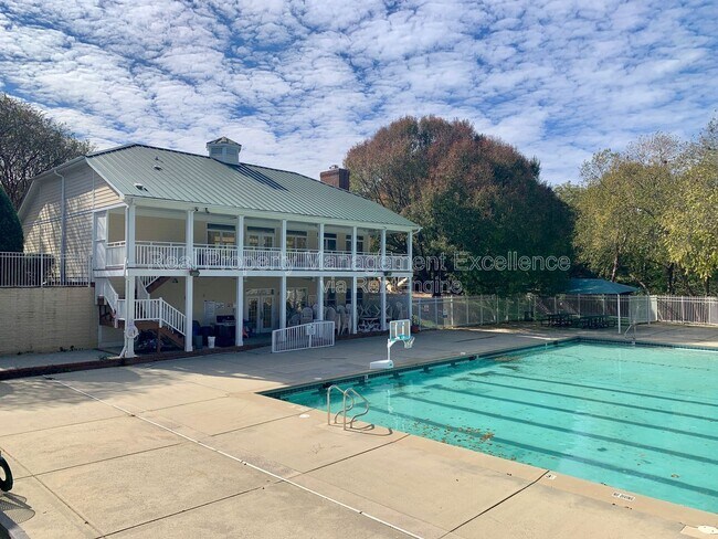 Building Photo - 411 Hogan Woods Cir