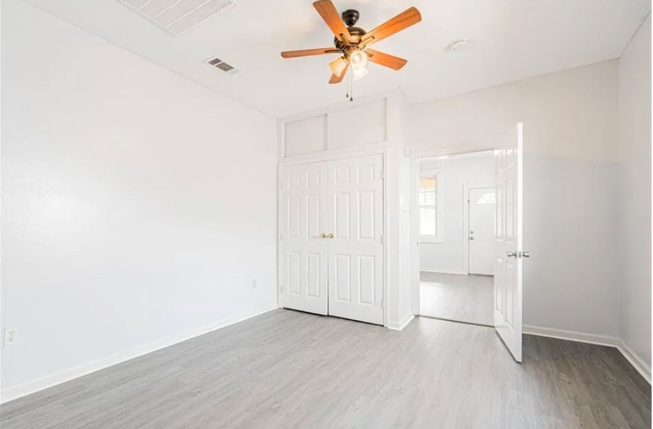 Building Photo - 1825 Clouet St